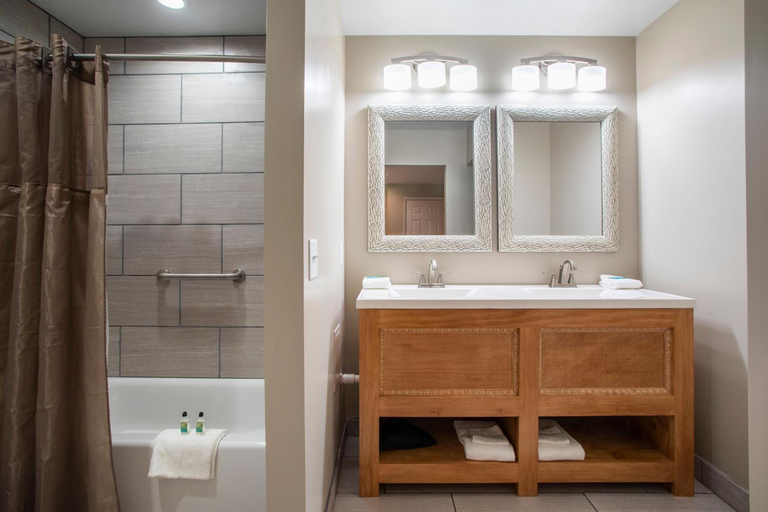 Bathroom 3, The Inn At Hershey Farm, Lancaster