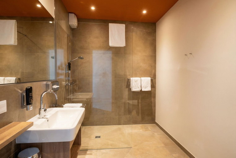 Bathroom 5, Steverbett Hotel, Coesfeld
