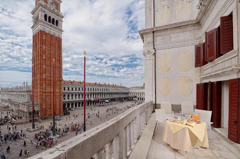 Public Area, Canaletto Luxury Suites – San Marco Luxury, Venezia