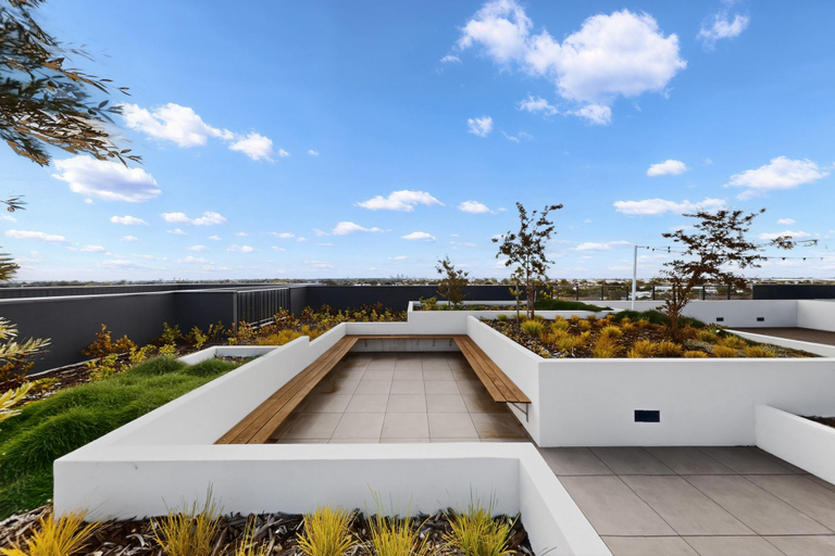 Balcony/terrace 4, Stylish New Apartment With Modern Appliances, Perth