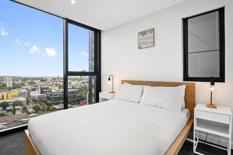 Bedroom 4, Central Southbank Apartment with Pool Access, Melbourne