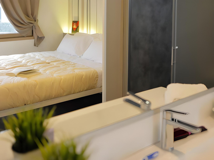 Bedroom 3, hu Roma Camping In Town, Rome