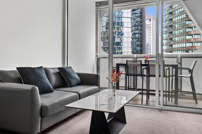 Separate living room 5, Modern 1 Bed Apartment with City Views, Melbourne