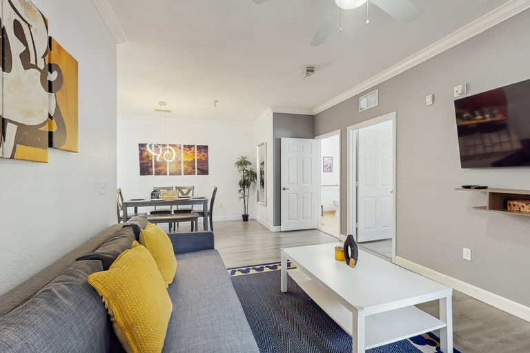 Living area 3, Tuscan Lane, Osceola