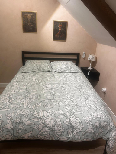 Bedroom, Gites le Mont Desclos Saint Michel, Manche