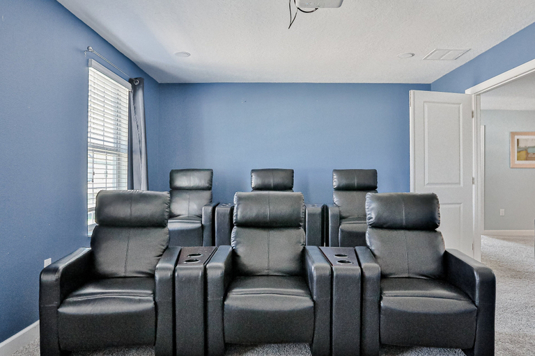 Interior 2, Spacious Home With Private Pool, Fast Wifi, Work Space & Games - Snowbirds OK, Osceola