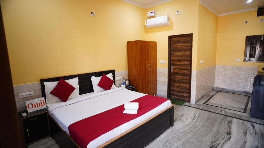 Room 1, Omji Ashram - Pyare Mohan Dham, Mathura