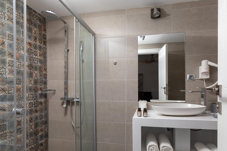 Bathroom 5, YAZ Yalikavak, Bodrum