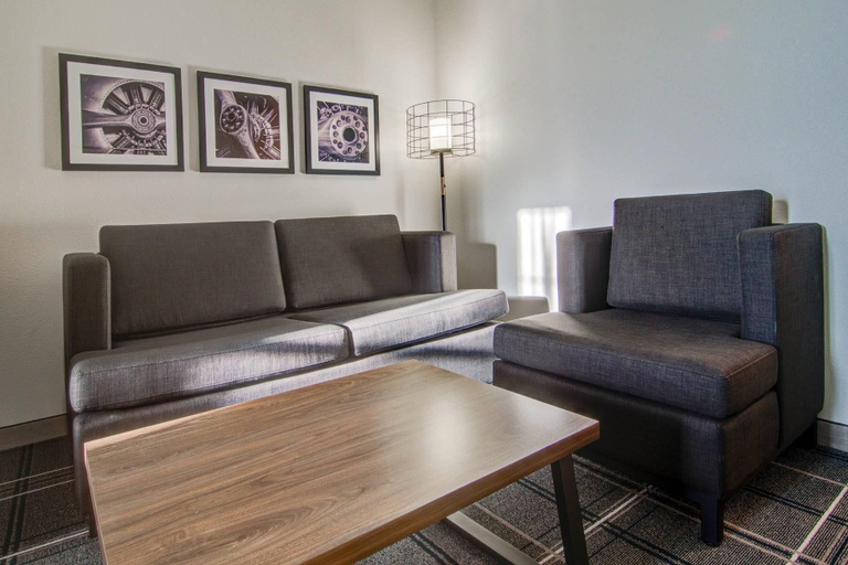 Others 4, Comfort Suites Airport, Newport News