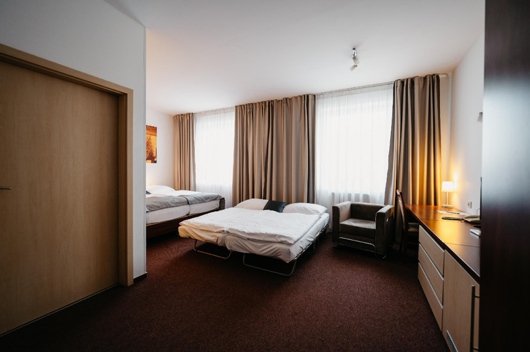 Bedroom 3, Hotel Color, Bratislava
