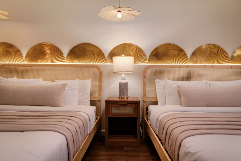Room 3, Forest Springs Resort, Carroll