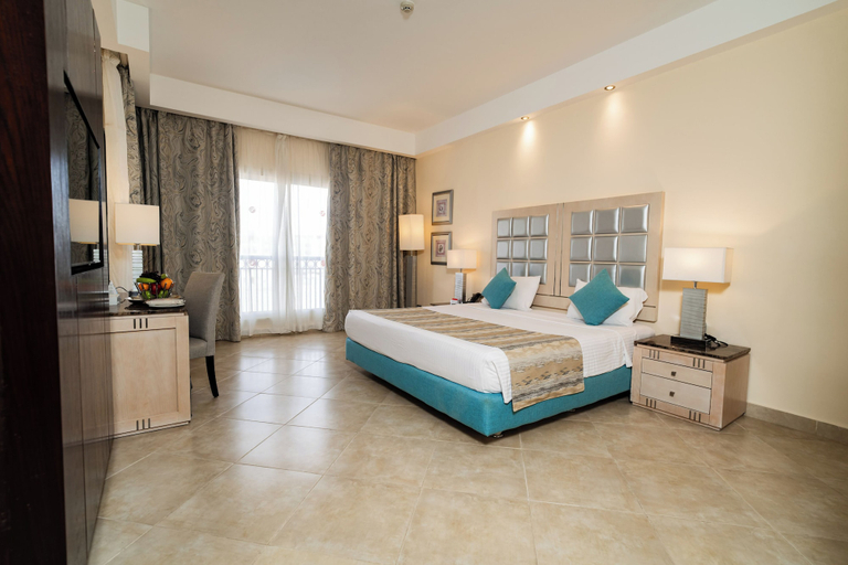 Bedroom 3, Tropitel Sahl Hasheesh Resort, Safaja
