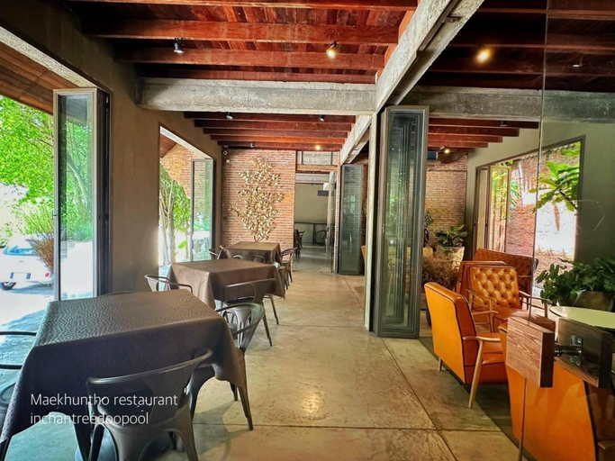 Food & Drinks 5, inchantreedoopool, Muang Kanchanaburi
