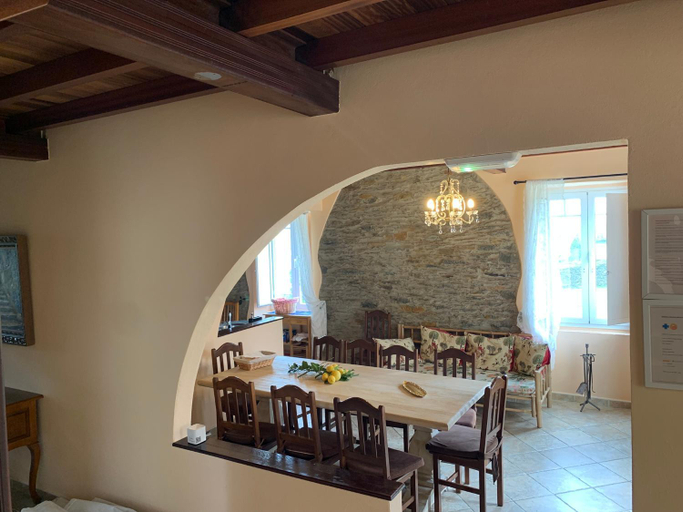Food & Drinks 5, Villa Auristela, Asturias