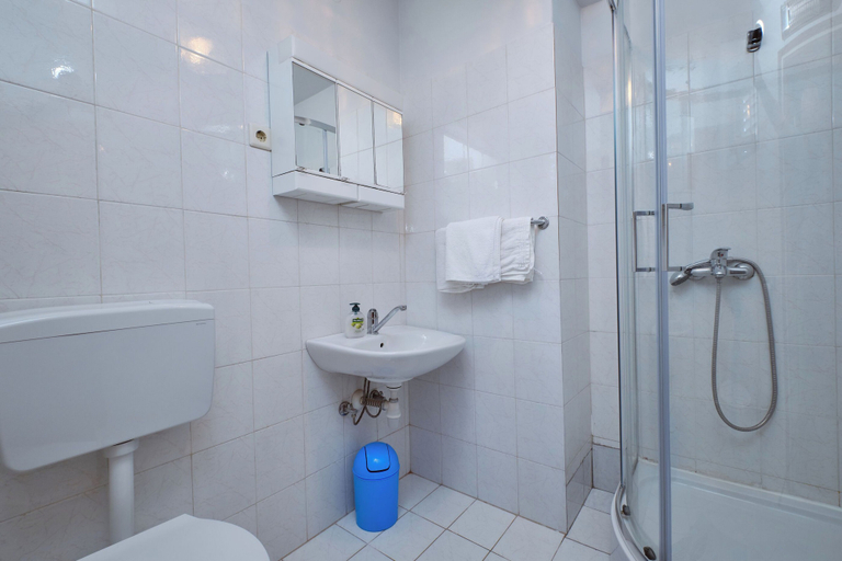 Bathroom 4, Apartments Ivan, Lopar/Supetarska Draga
