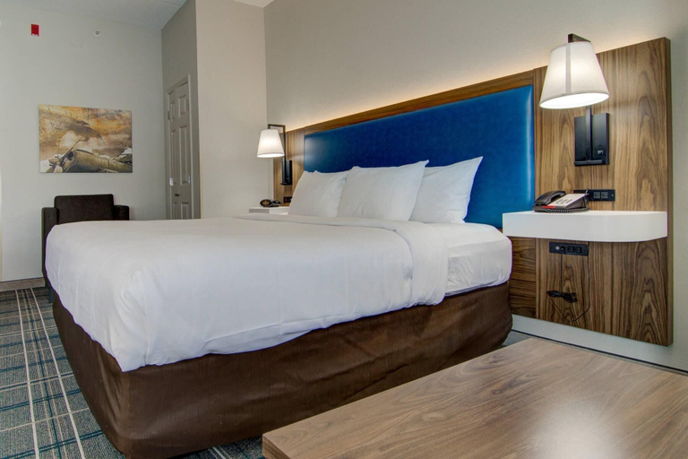 Bedroom 2, Comfort Suites Airport, Newport News