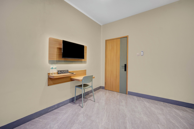 Room 2, Hotel O Ciapus Bogor, Bogor