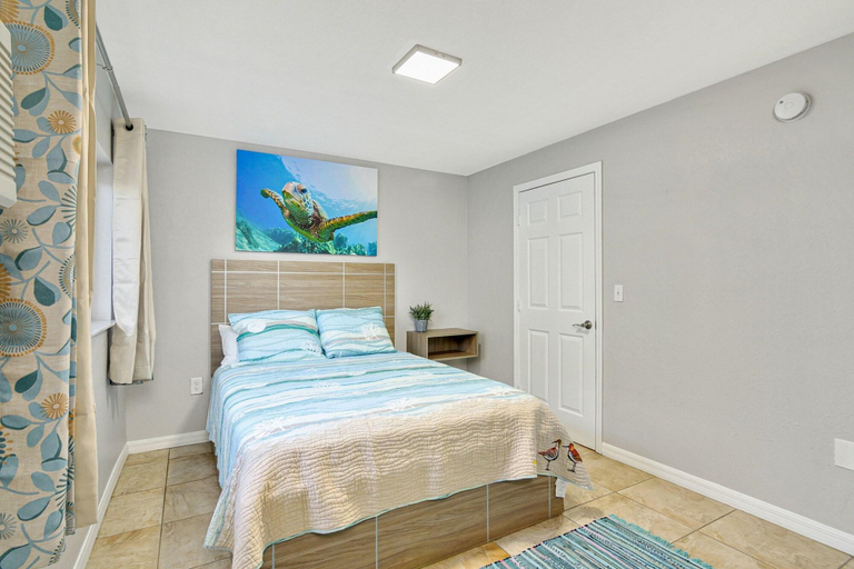Bedroom 2, Latitude 26 Waterfront Resort and Marina, Lee