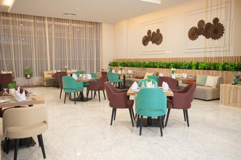 Food & Drinks 4, Tolip Olympic International City, Unorganized in Al Qahirah