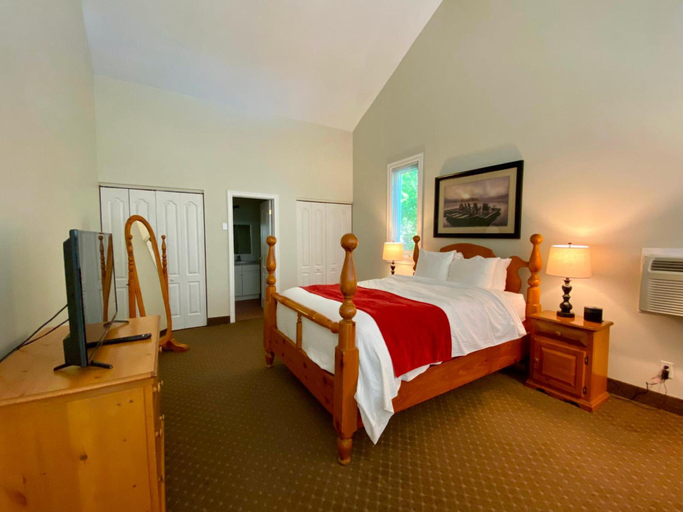 Bedroom 3, Rocky Crest Golf Resort, Parry Sound
