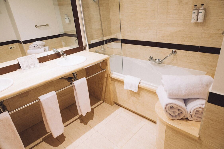 Bathroom 4, Hotel Bonalba Alicante, Alicante