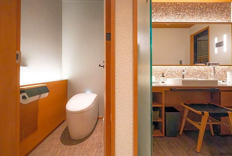 Bathroom 4, Yoshiike, Hakone