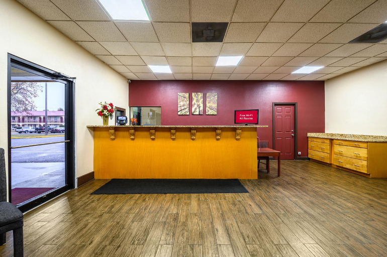 Public Area 2, Red Roof Inn Sylacauga, Talladega