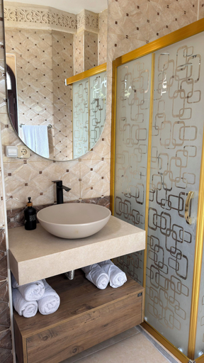 Bathroom 5, Turabdin Hotel, Midyat