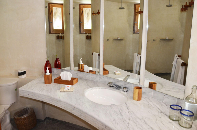 Bathroom, Hotel Pocna Tulum, Cozumel