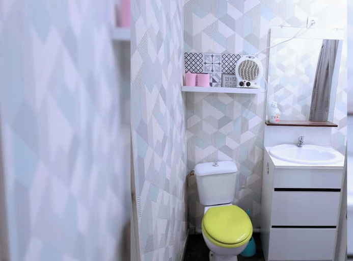 Room 4, Le Custom N 1 Bollaert Fac 2pers Parking, Pas-de-Calais