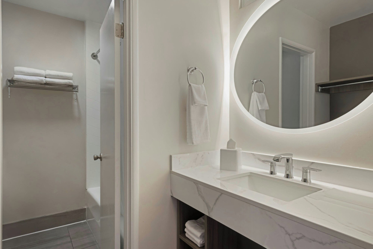 Bathroom 3, FOUND Hotels, Santa Barbara, Series by Marriott, Santa Barbara
