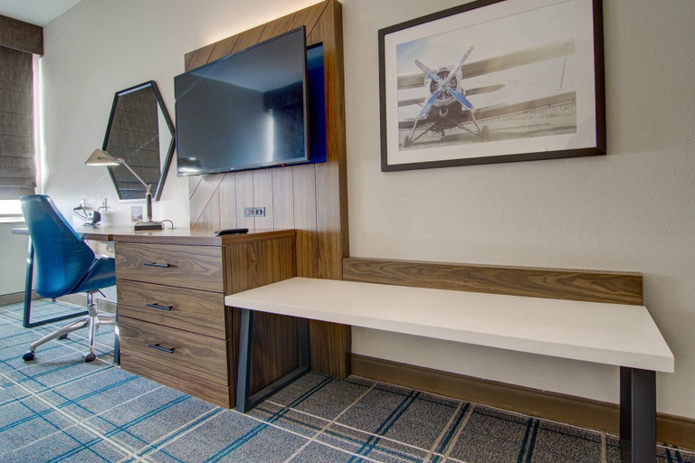 Others 5, Comfort Suites Airport, Newport News