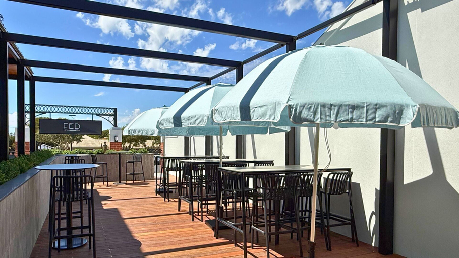 Outdoor dining 3, Fed Hotel, Adelaide