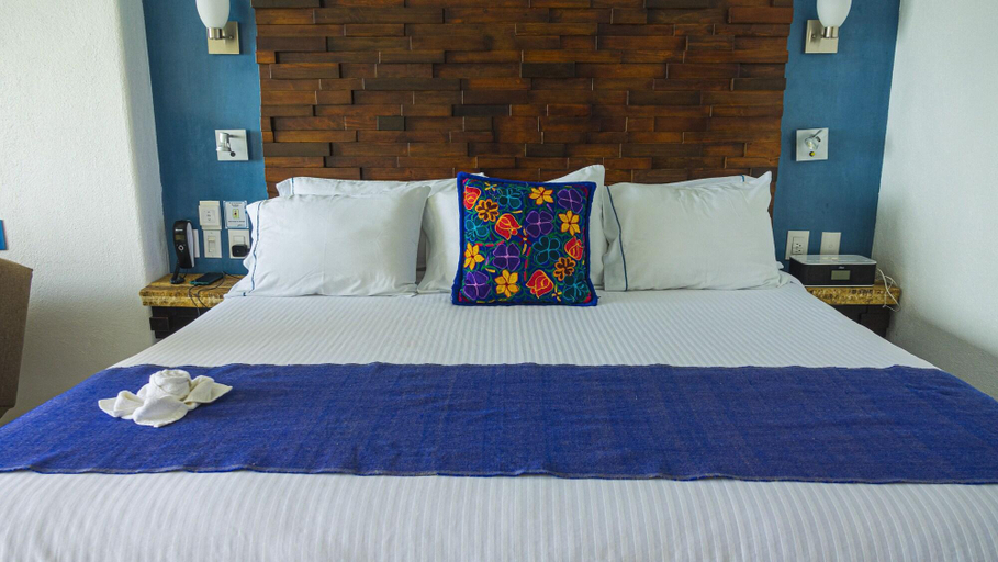 Bedroom 3, Mar Celeste, Manzanillo