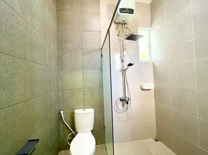 Bathroom 3, Villa Lodji Tentrem by Abiza, Bantul