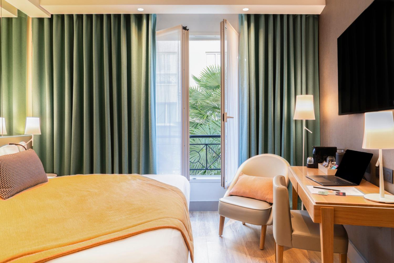 Bedroom 2, Hôbou (ex Hôtel Acanthe), Hauts-de-Seine