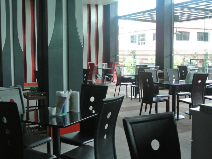 Food & Drinks 5, Alvarez Hotel, Muang Buri Ram