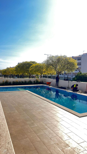 Room 3, Litoralblue Suite Private Terrace Garage Flat 01, Portimão