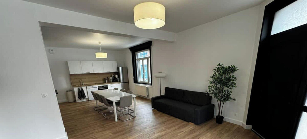 Room 5, La Maison Lensoise Wifi Proche Bollaert 8 Pers, Pas-de-Calais