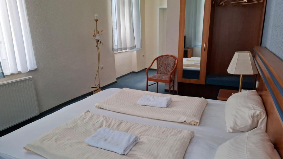 Bedroom 5, Rathaushotel, Erzgebirgskreis