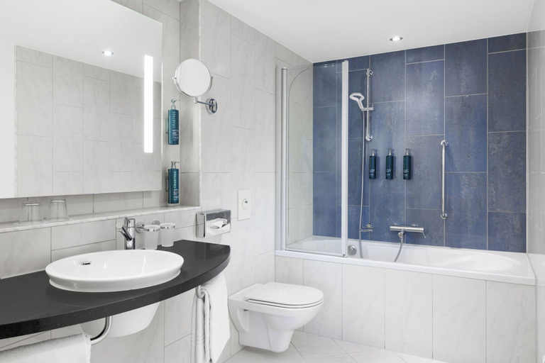 Bathroom 5, Doubletree by Hilton Ljubljana, Ljubljana