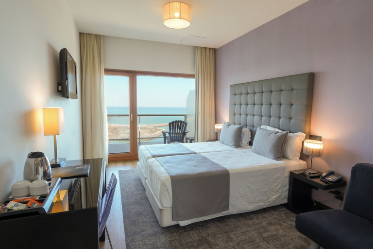 Bedroom 4, Hotel Miramar Sul, Nazaré