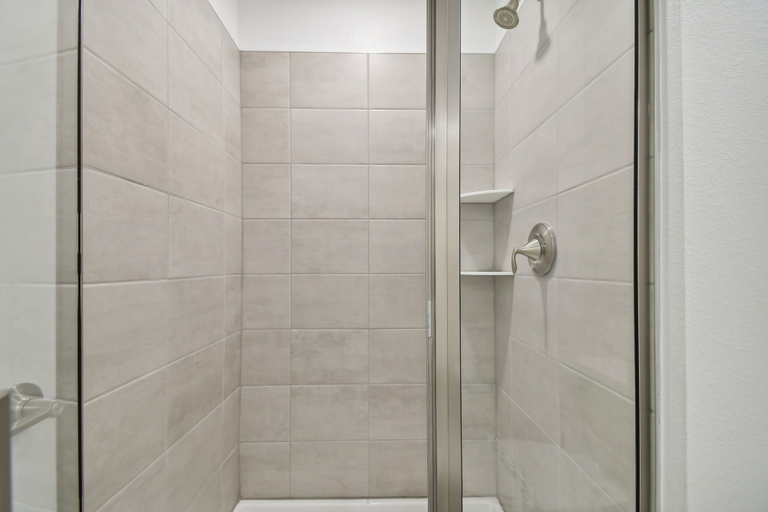 Bathroom 4, Storey Lake - Private Pool- King Bed - 4BD/3BA, Osceola
