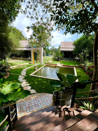 Others 4, El Vaso Resort, Tha Mai