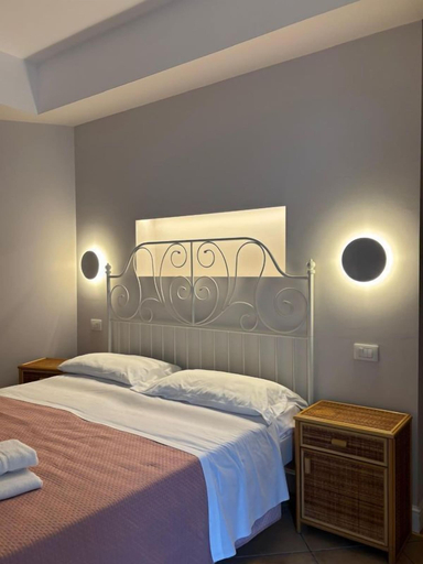 Room 5, Didimos Resort, Reggio Di Calabria