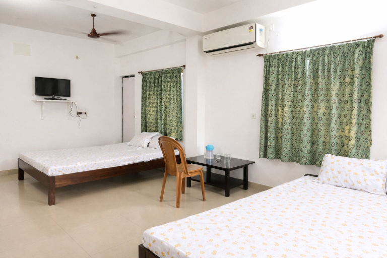 Room 5, Sandhya Guest House Digha, Purba Medinipur