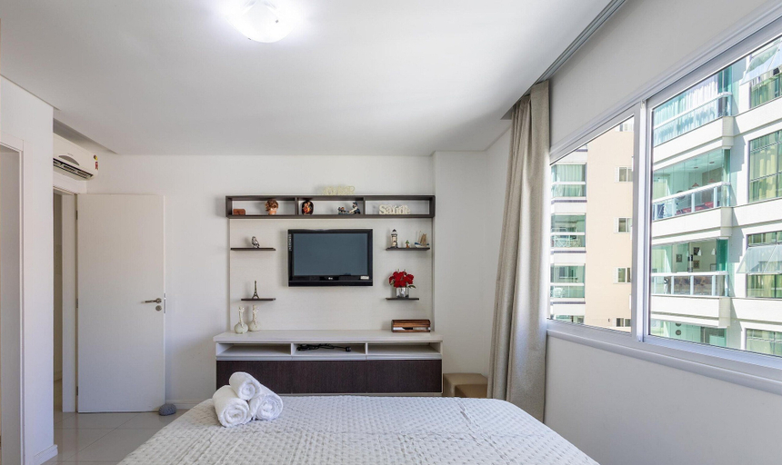 Room 4, Modern and Exclusive Apartments in Meia Praia, 450m From the Beach - EST, Itapema