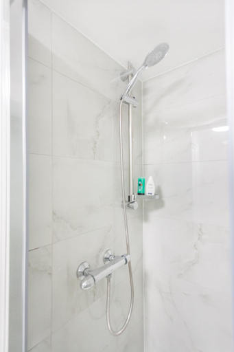Bathroom 3, The Camden Apartment, London