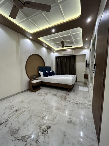 Others 3, Hotel Sagar Sangam, Thane