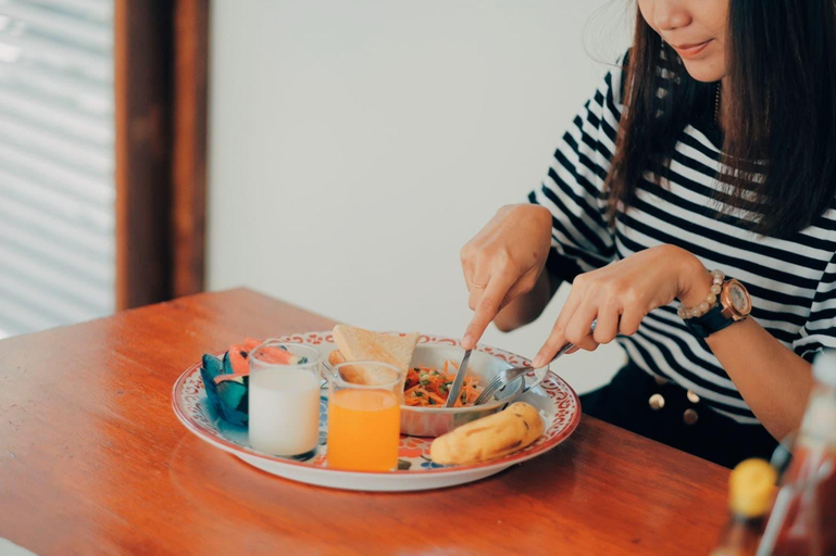 Food & Drinks 5, L42 Hostel, Lat Krabang